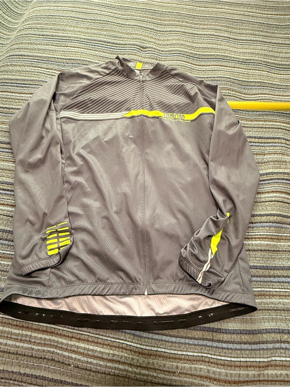 Rotto Men's Gray Cycling Long Sleeved Jersey with Yellow Accents